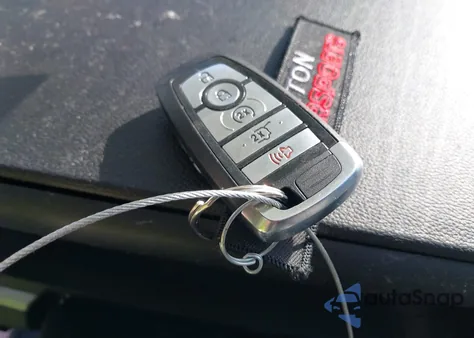 2021 Ford Explorer Xlt from USA, damaged, VIN 1FMSK8DH2MGC10951